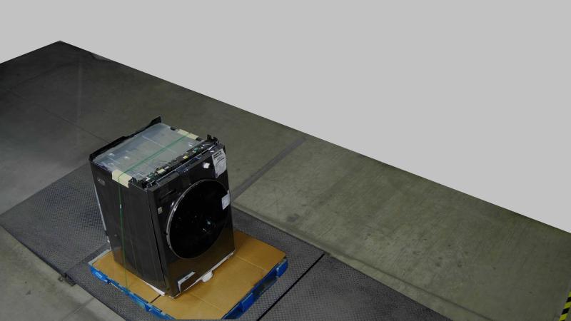Salvage Appliances - LG WKGX201HBA Front Load Center Control 4.5 cu. ft. Washer & 7.4 cu. ft. Gas Dryer