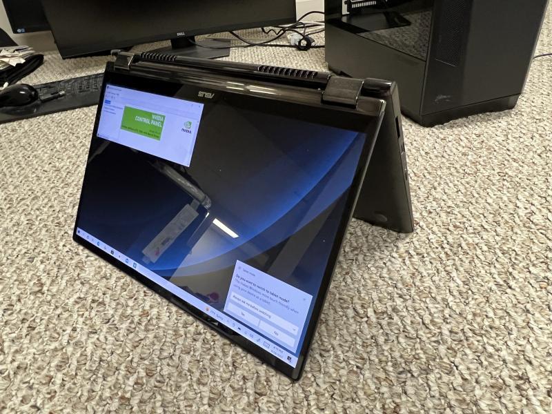 Asus ZenBook Q536F 2x1 Convertible Touch Gaming Laptop - Windows 10