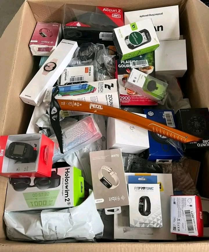 Assorted Consumer Electronics Package