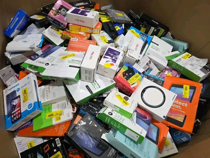 Assorted Mobile Electronics Accessories Lot