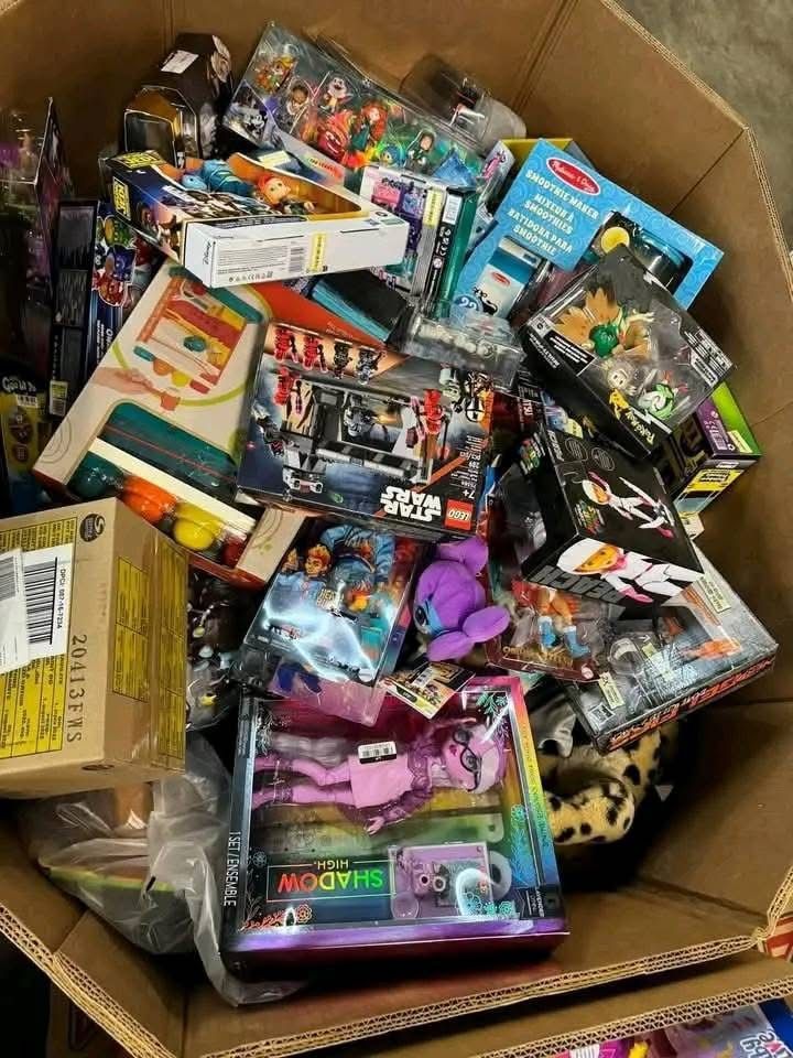 Assorted Toys And Games Pallet Lot