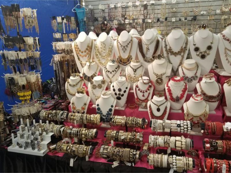 200 Massive Jewelry Overstock Blowout Stunning Pieces - Image 3