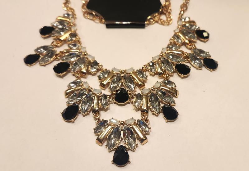 200 Massive Jewelry Overstock Blowout Stunning Pieces - Image 22