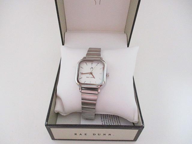 DEPARTMENT STORE JEWELRY & WATCHES