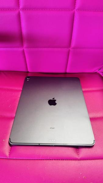 Apple iPad Pro 12.9" 6th Gen, 42 units - Image 6