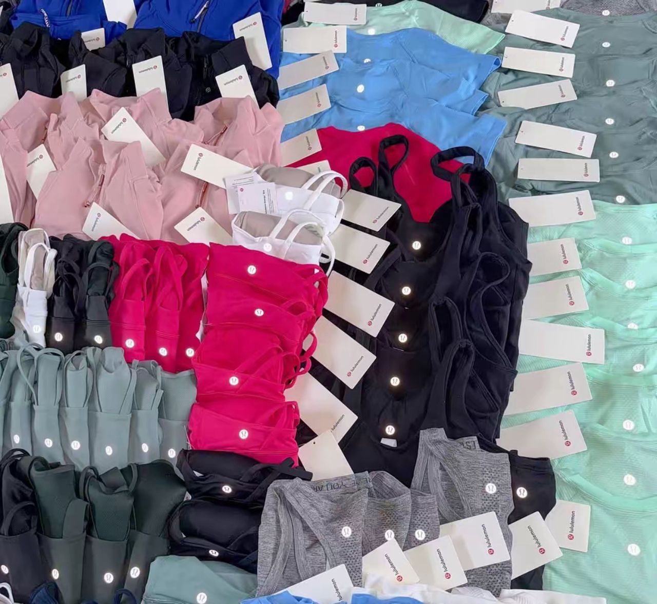 Mixed Lot of Lululemon Apparel & Accessories – Women’s & Men’s - Image 2