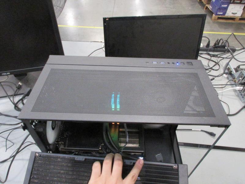 9950X3D, High-Performance Desktop PC Lot & More - Image 4